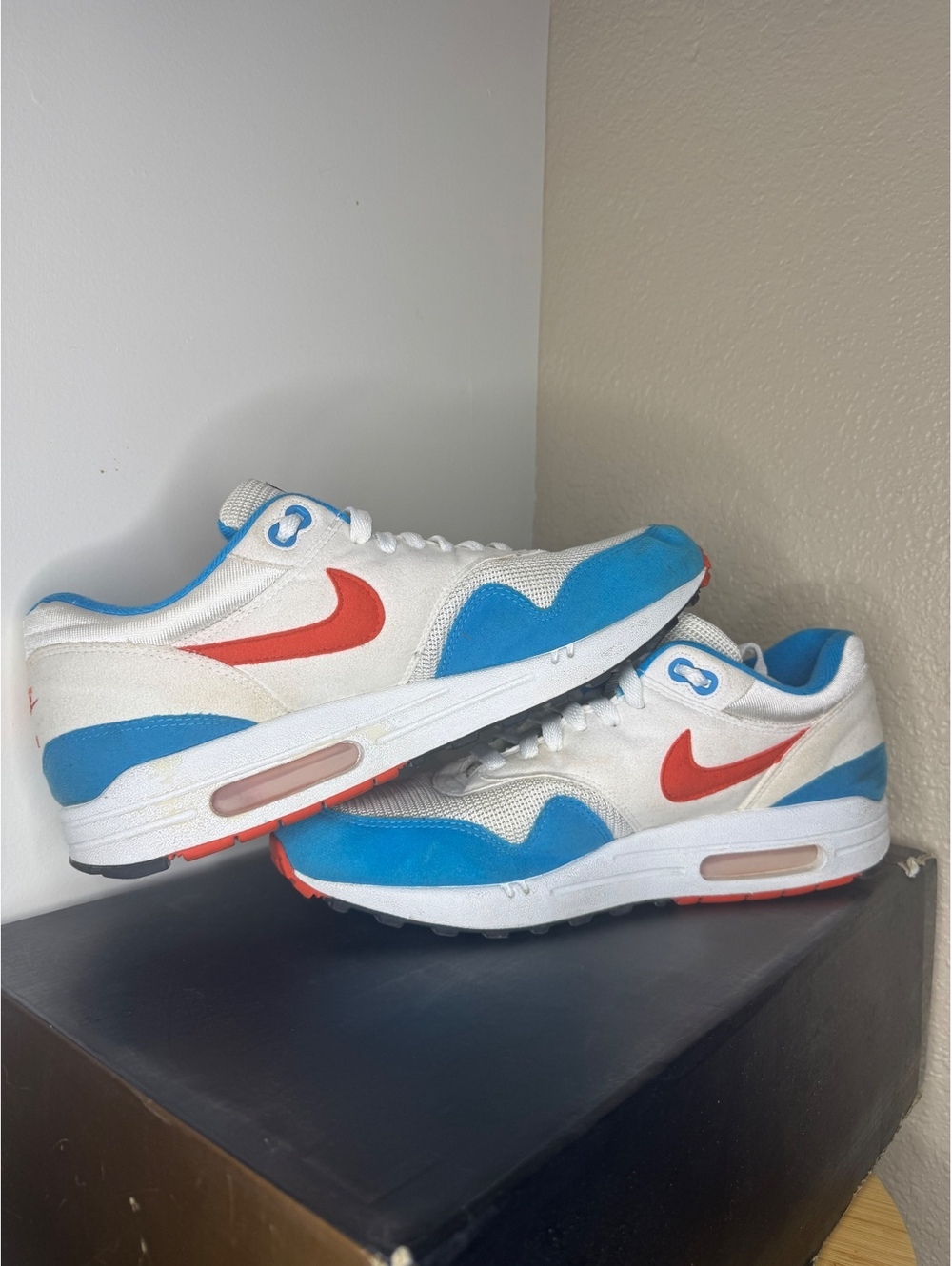 Nike Air Max 1 White Blue Orange Men’s Size 8.5 Sneakers Used w/ Box & Suede Bag - Picture 7 of 7